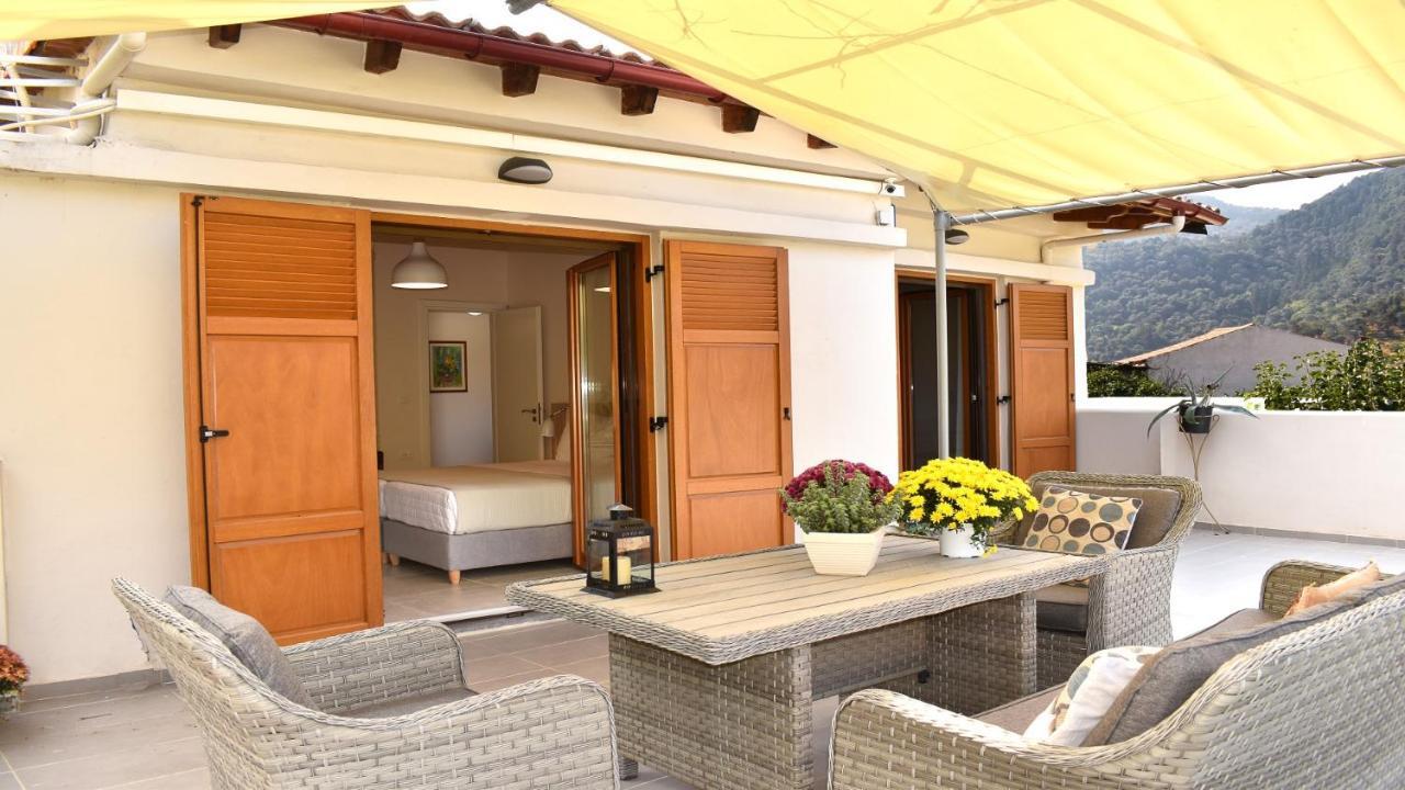 Villa Platanus House Meskla Esterno foto